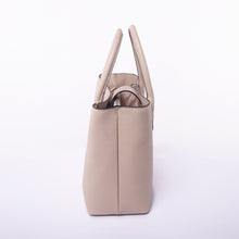 Load image into Gallery viewer, London Tote
