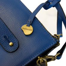 Load image into Gallery viewer, Pebbled Metro Clutch - The Lynne
