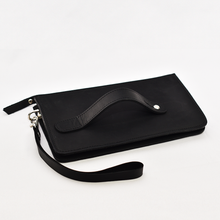 Load image into Gallery viewer, Crazy Horse Leather Metro Clutch - Ebony

